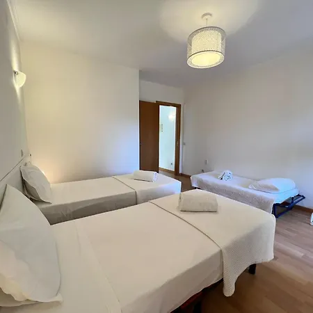 Holiday home Filipa Iii - Beachfront With Jacuzzi *
